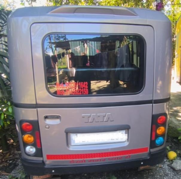 Tata Magic image 2